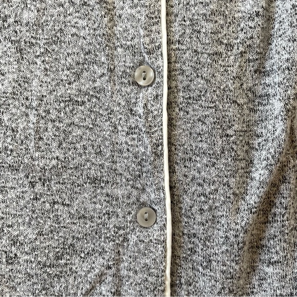 Gillian & O’Malley Nightgown - Picture 3 of 6